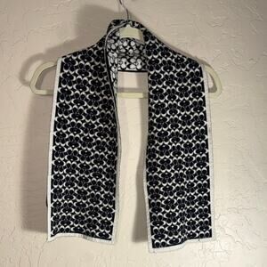 Coach monogram 100% merino wool scarf 45”x7”
